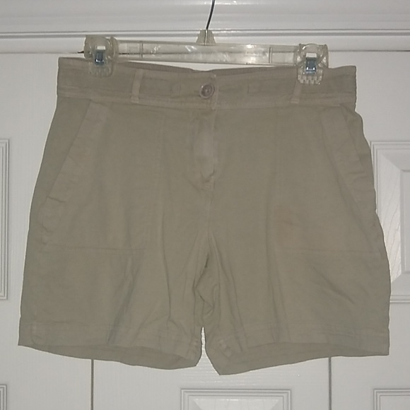 ⭐ Talbot's Tan/Khaki Shorts - Picture 1 of 3